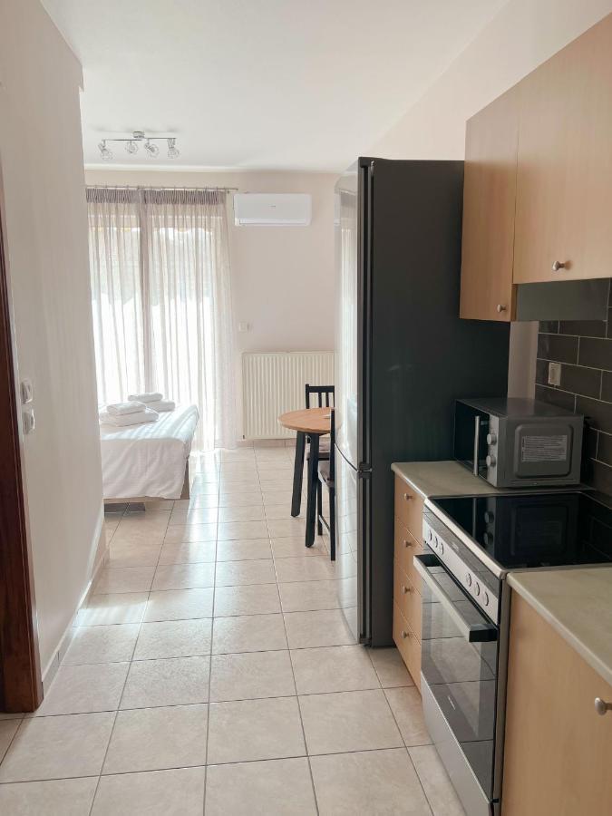 Clio City Center Apartments Янина Екстериор снимка
