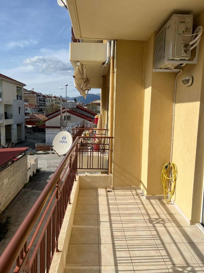 Clio City Center Apartments Янина Екстериор снимка