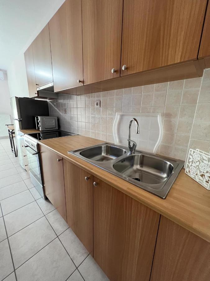 Clio City Center Apartments Янина Екстериор снимка